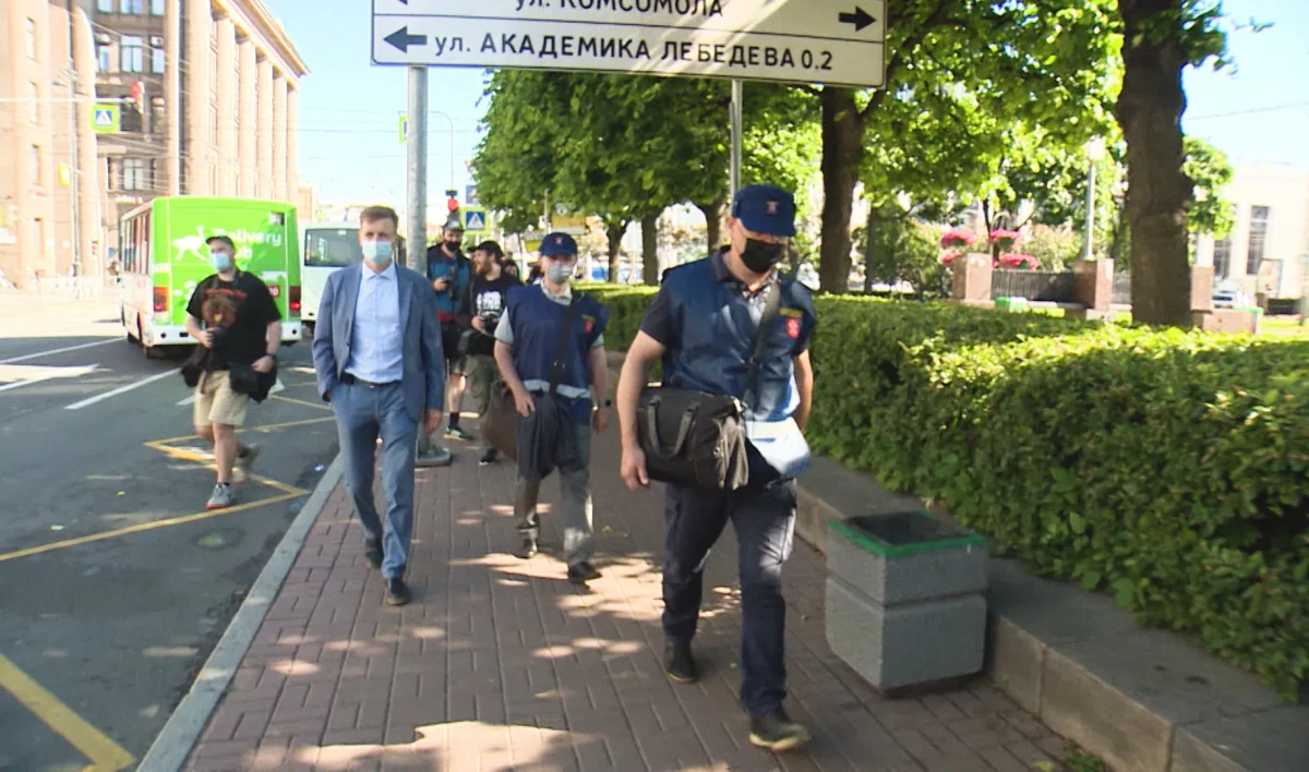 В Петербурге за отсутствие масок оштрафовали 148 водителей и пассажиров - tvspb.ru