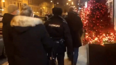 Антиковидный рейд в центре Петербурга обернулся протоколами для 4 ресторанов