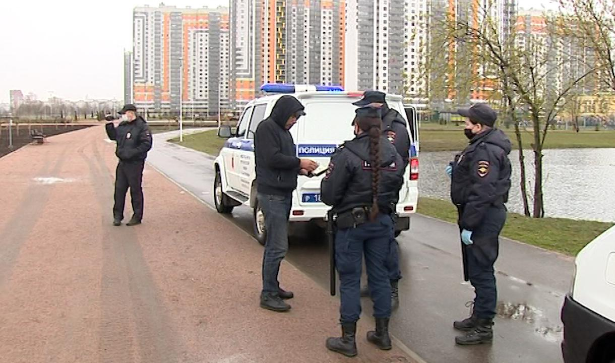 Полиция фрунзенского. Полиция в парке СПБ. Парк героев-пожарных во Фрунзенском районе 2 очередь. Парк спасателей в Купчино. Полицейские г Питер Фрунзенский район.