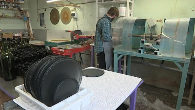 Студии дизайна и компании по производству посуды. Какие отрасли пострадали из-за закрытия ресторанов