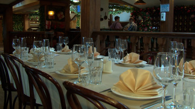 Мы рады: как кафе и рестораны Петербурга отнеслись к разрешению работать в Новогоднюю ночь