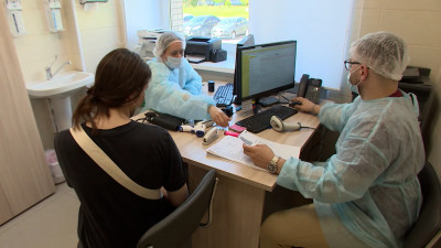 Комздрав рассказал, когда в Петербурге начнется ревакцинация от COVID-19