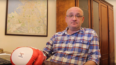 Максим Резник победил Андрея Анохина в политическом рэп-баттле