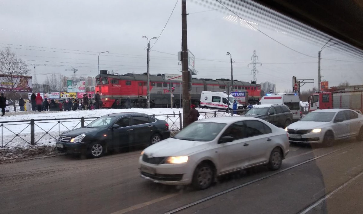ГИБДД сообщает о четырех пострадавших в ДТП на переезде в Кудрово - tvspb.ru
