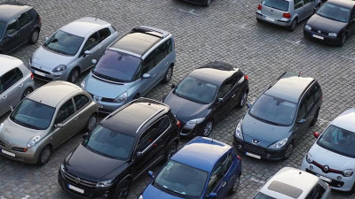 Петербуржцы задолжали 300 млн рублей за парковку в 2019 году