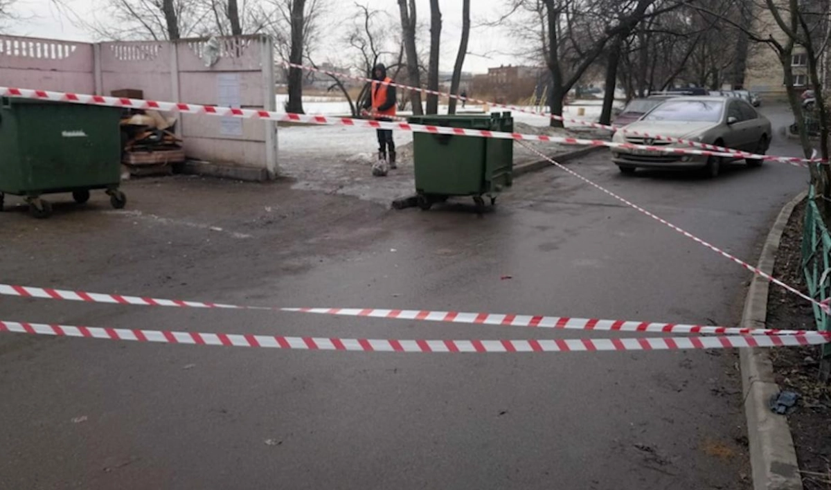 В мусорном баке на улице Седова обнаружили ртуть - tvspb.ru