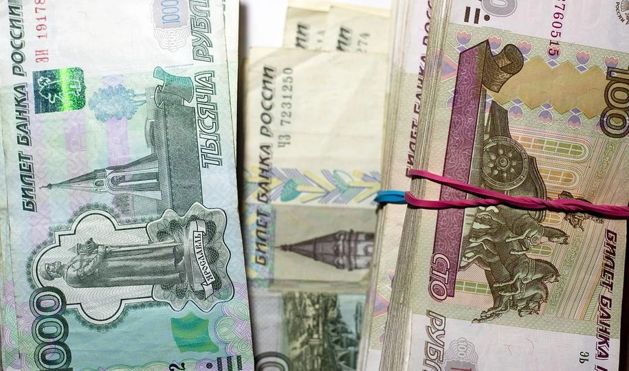 В России предложили конфисковывать незаконно выведенную валюту - tvspb.ru