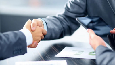 Александр Беглов: Количество занятых в малом бизнесе к 2025 году должно вырасти до 1,6 млн человек