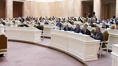 Демарш регионалов или продуманная стратегия: дискуссия о досрочных выборах в ЗакС Петербурга