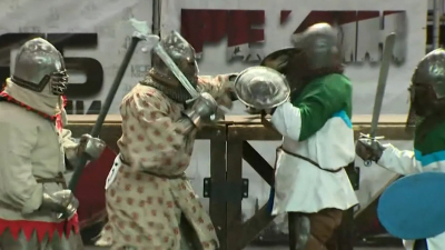 В «Экспофоруме» рыцари соревнуются в боевом искусстве