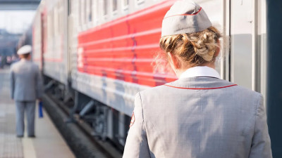 ЗакС обсудит федеральную инициативу о введении QR-кодов для пассажиров поездов и самолетов