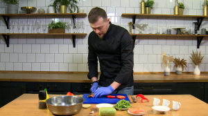 Быстрый завтрак. Тёплый салат в азиатском стиле