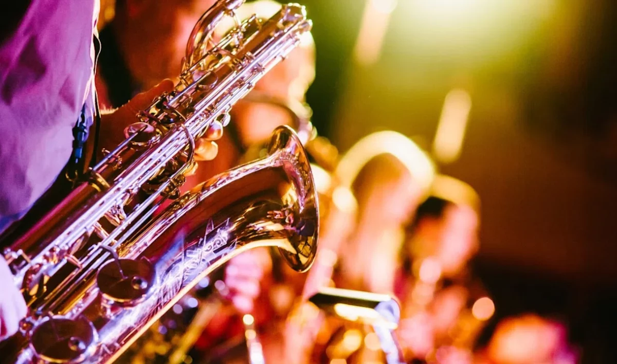 Ансамбль саксофониста Валерия Нагорного даст концерт в Джазовой филармонии - tvspb.ru