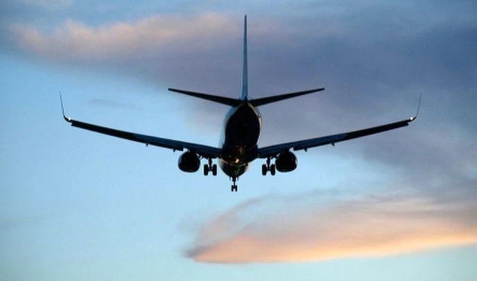 Самолет, летевший в Екатеринбург, совершил экстренную посадку в «Пулково» - tvspb.ru