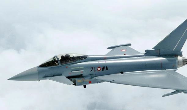 Россия разместит авиацию ВКС на курильском острове Итуруп - tvspb.ru