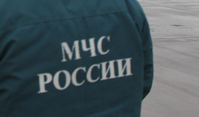 Двух рыбаков на лодке спасли в Ладожском озере - tvspb.ru