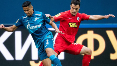 Болельщики признали Дугласа Сантоса лучшим игроком «Зенита» в матче с «Тамбовом»