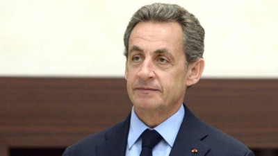 Экс-президента Франции Николя Саркози приговорили к году тюрьмы