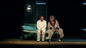 Веселый спектакль про страдания: московский Театр сатиры показал петербуржцам «Где мы»