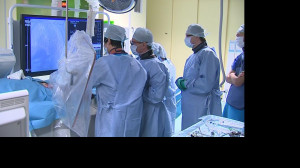Серьезная операция в центре Алмазова