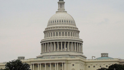 В США одобрили передачу статей обвинения против Трампа в Сенат