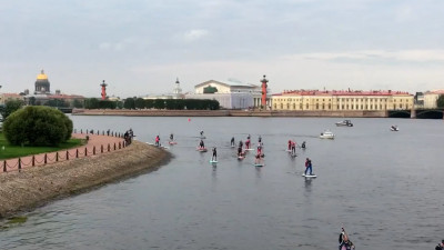 Около 250 сапсерферов проплывут вокруг Петропавловской крепости
