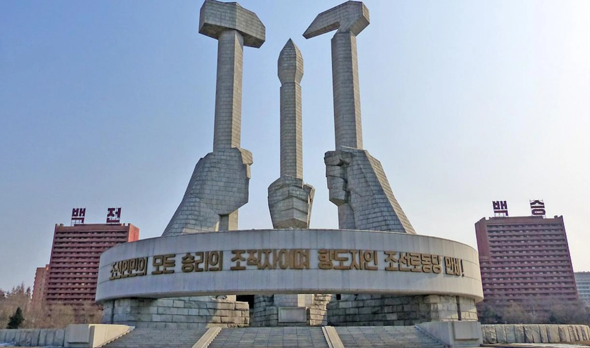 Северная Корея вывезет иностранных туристов в Россию из-за опасности коронавируса - tvspb.ru