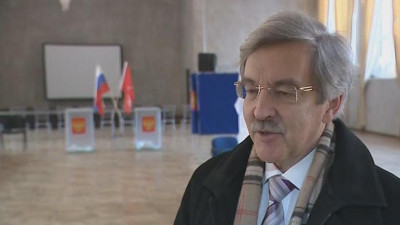 Петербургский омбудсмен проголосовал на Чкаловском проспекте и проверил участок на нарушения