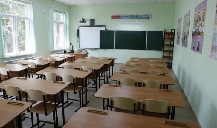 В школах Петербурга на карантине находятся 64 класса - tvspb.ru