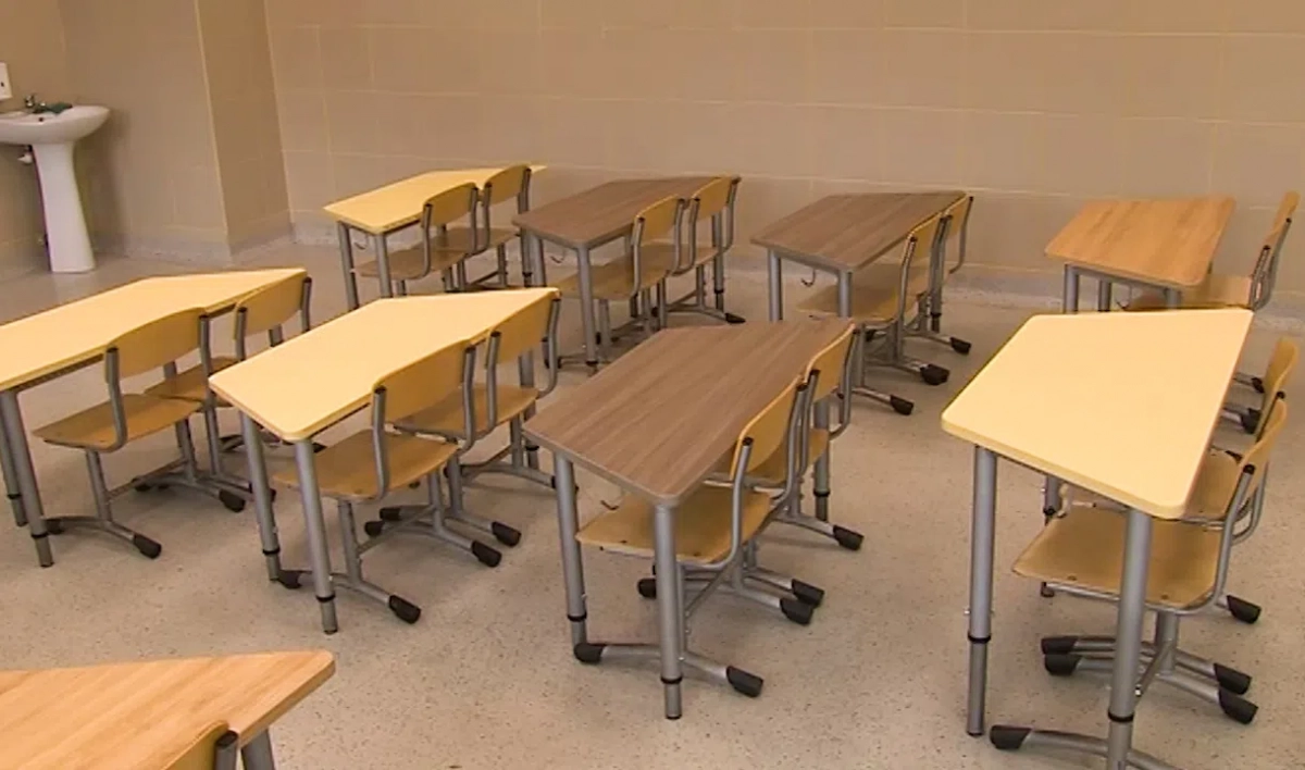 Школы Ленобласти уйдут на внеплановые двухнедельные каникулы - tvspb.ru