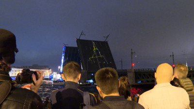 Лазерное шоу открыло торжественные мероприятия в честь 800-летия Александра Невского