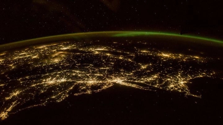 Член экипажа МКС разместил снимок северного сияния с космоса - tvspb.ru