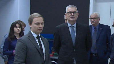 Вице-губернатор Княгинин познакомился с разработками студентов ГУАПа