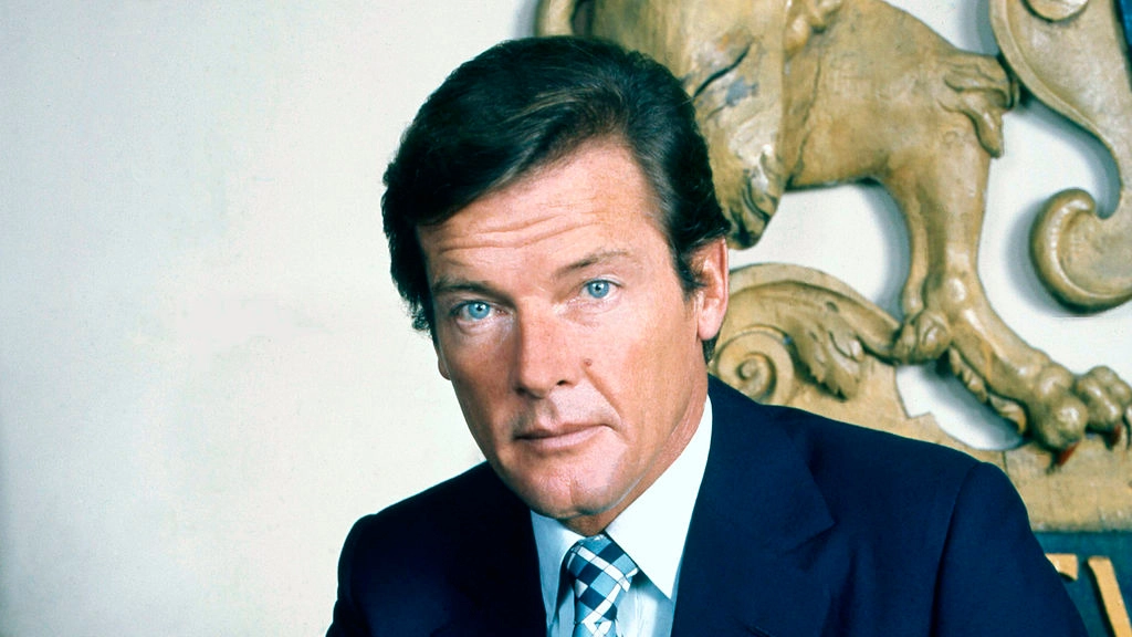 Актёр Роджер Мур, являющийся самым «долгоиграющим» Джеймсом Бондом, скончался в Швейцарии - tvspb.ru