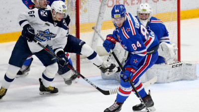 Ассистентский покер в МХЛ