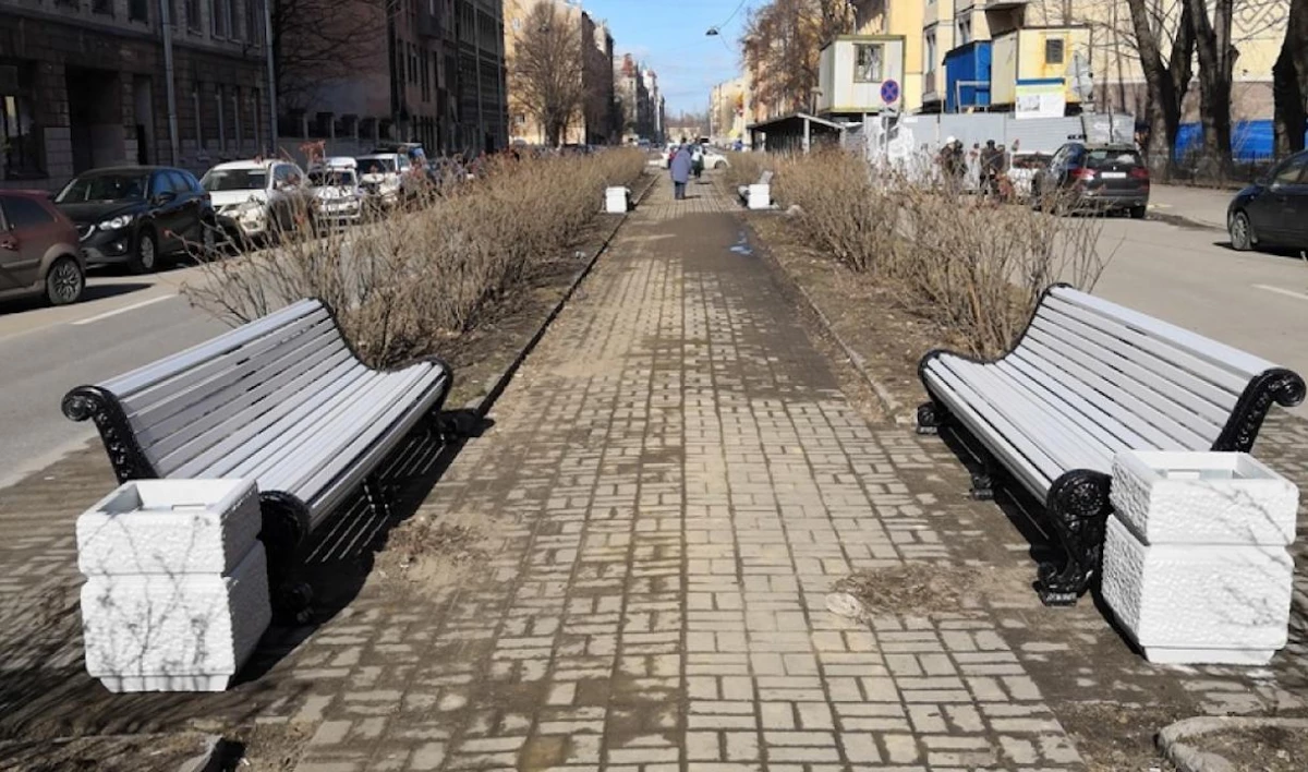 В садах и парках Петербурга установят 900 новых скамеек - tvspb.ru