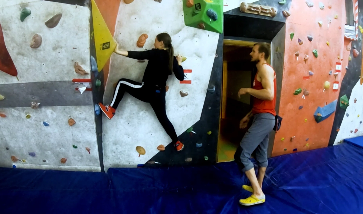 Петербуржцам рассказали, где бесплатно заняться домино и скалолазанием - tvspb.ru