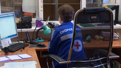 Врачи петербургской скорой помощи напомнили об эффективности вакцинации
