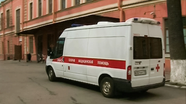 Водителя автобуса, въехавшего в подземный переход в Москве, госпитализировали - tvspb.ru