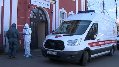 Александр Беглов от имени петербуржцев поблагодарил Владимира Путина за помощь в борьбе с пандемией COVID