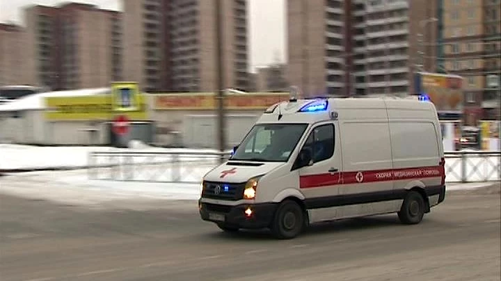 В Петербурге с крыши девятиэтажки упал 11-летний мальчик - tvspb.ru