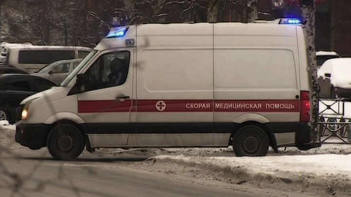 Четырехлетняя девочка выпала из окна третьего этажа в Петербурге - tvspb.ru