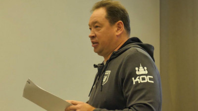 РФС наказал Леонида Слуцкого