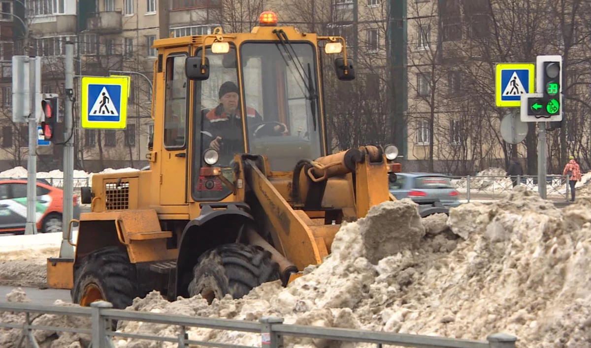 Александр Беглов: Город оплачивает вывоз снега по фактическим объемам - tvspb.ru
