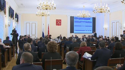 Александр Беглов: Мы должны выстроить эффективный диалог с горожанами