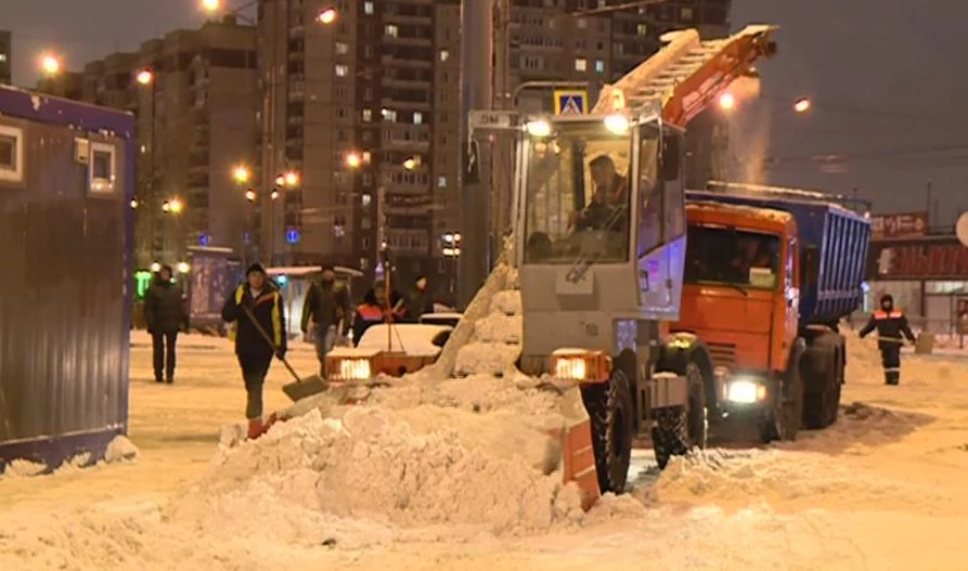 ГАТИ выписала штрафов на 3 млн рублей за некачественную уборку снега - tvspb.ru