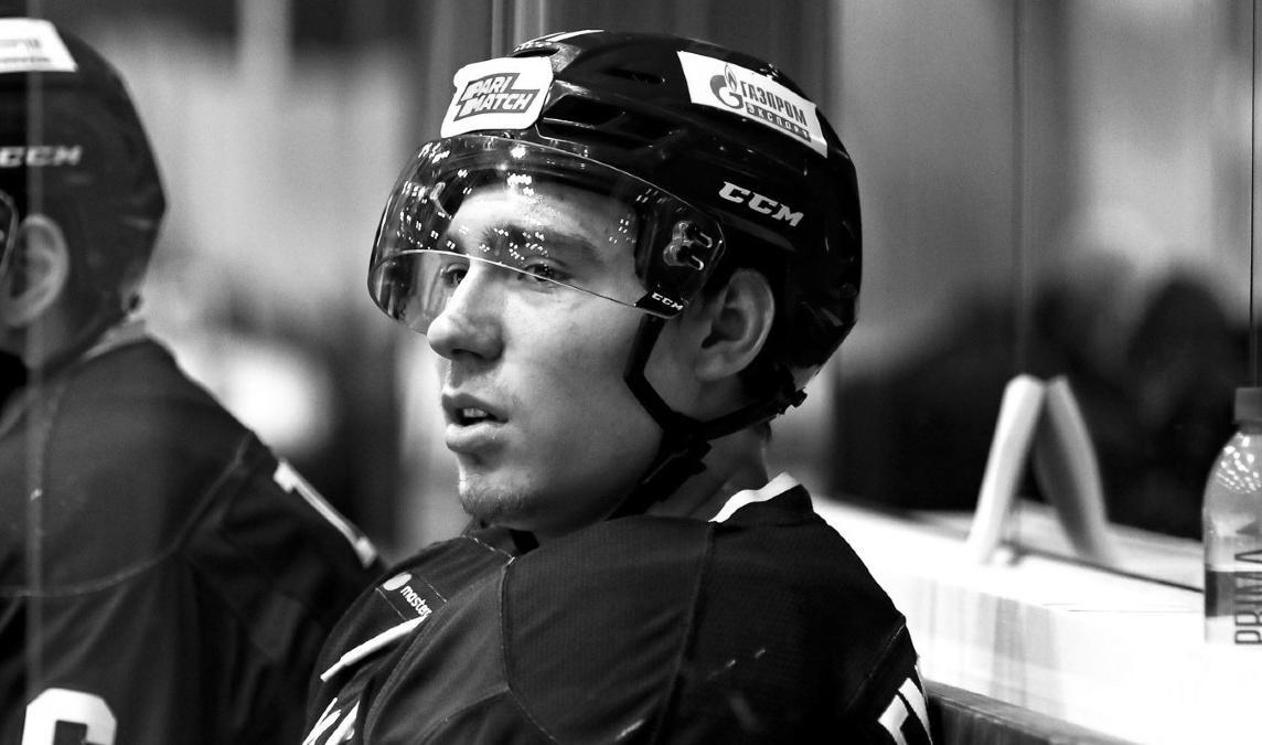 Российские хоккеисты «Оттавы» почтили память хоккеиста Файзутдинова