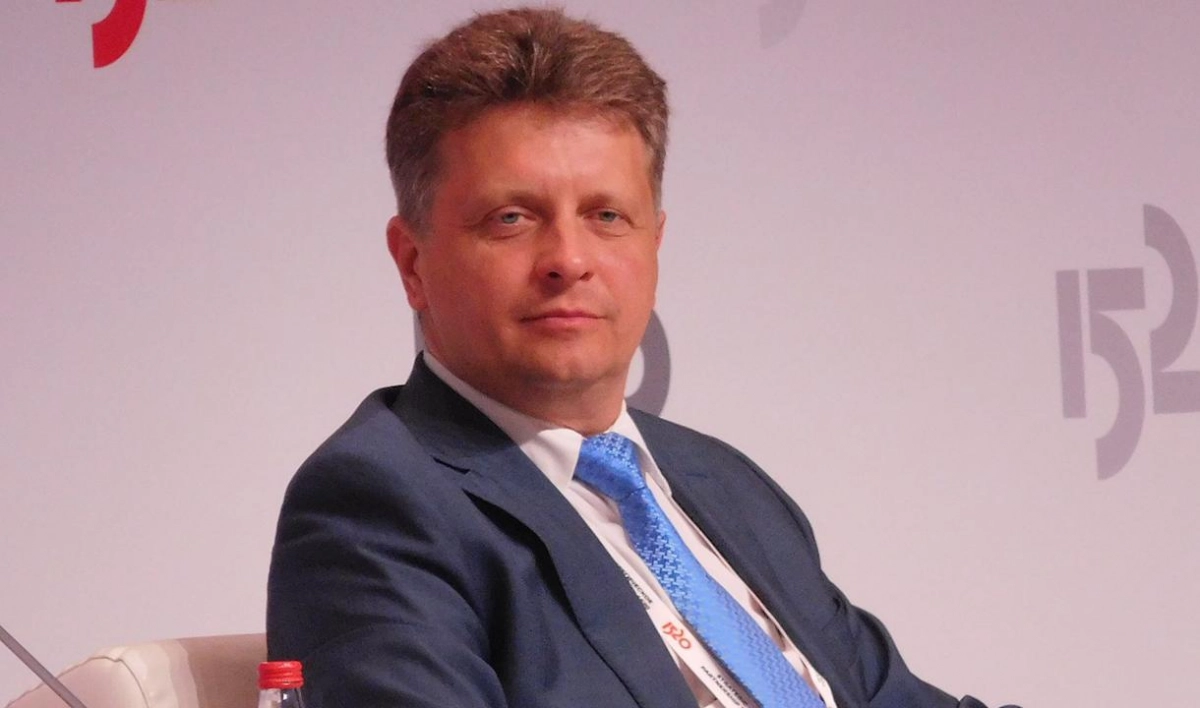 Максим Соколов. Биографическая справка - tvspb.ru