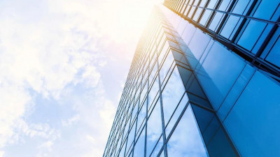 В Университете ИТМО придумали, как создавать прозрачные солнечные батареи для обычных окон