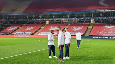 Жирков, Кузяев и Оздоев попали в стартовый состав сборной России на матч с Турцией